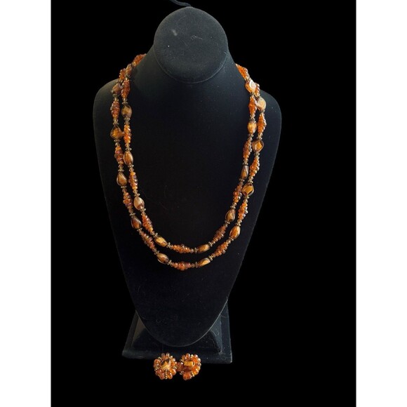 Vintage Amber Color Beaded Necklace and Clip On Earrings Set Unsigned Costume Je - Picture 2 of 10